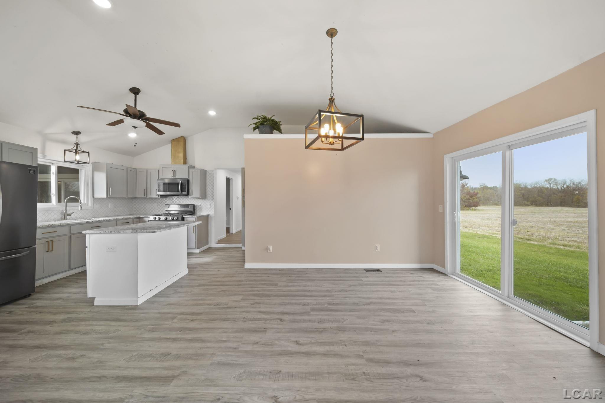 9758 Pence, Blissfield, MI 49228 — Photo 8