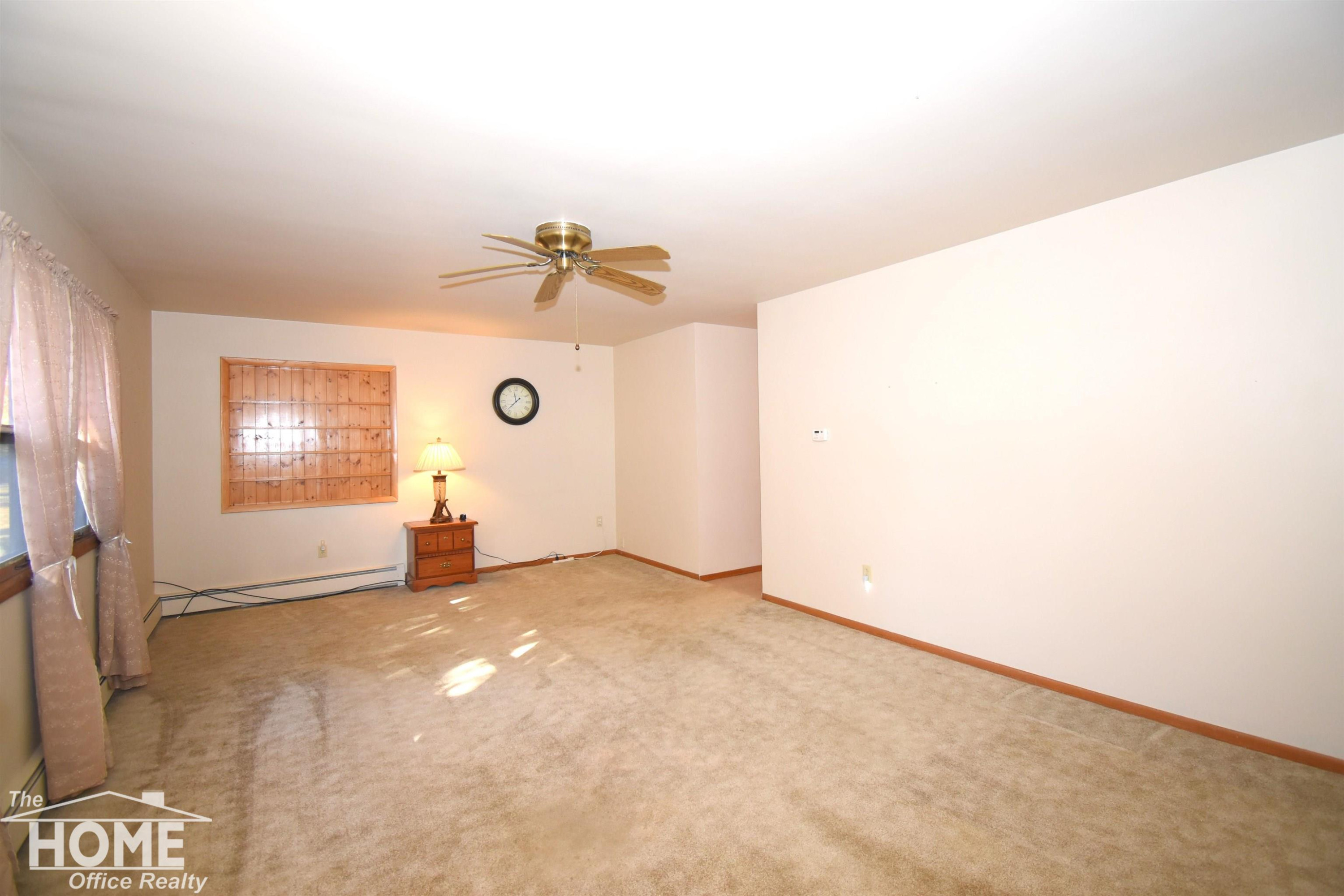 211 E Washington, Durand, MI 48476 — Photo 3