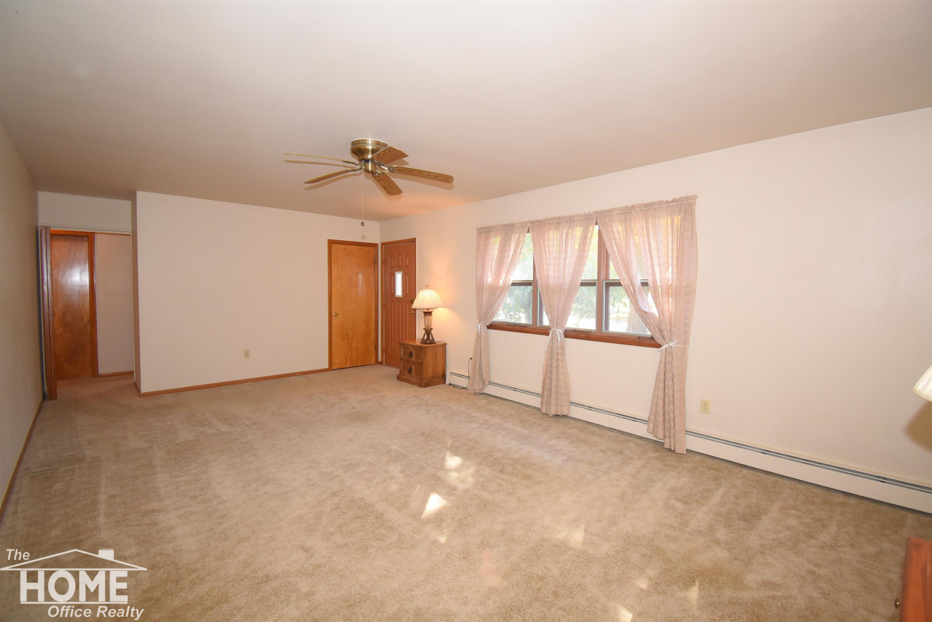 211 E Washington, Durand, MI 48476 — Photo 5
