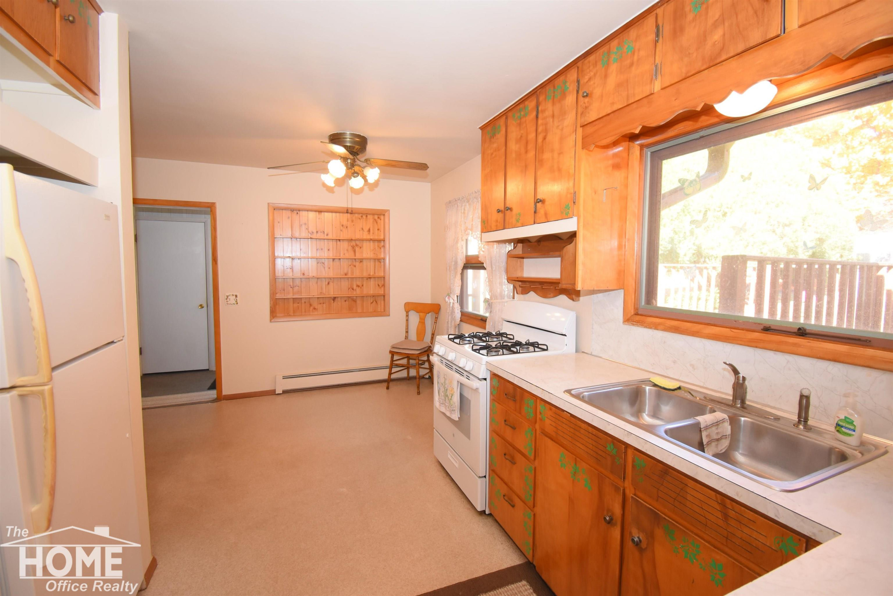 211 E Washington, Durand, MI 48476 — Photo 14
