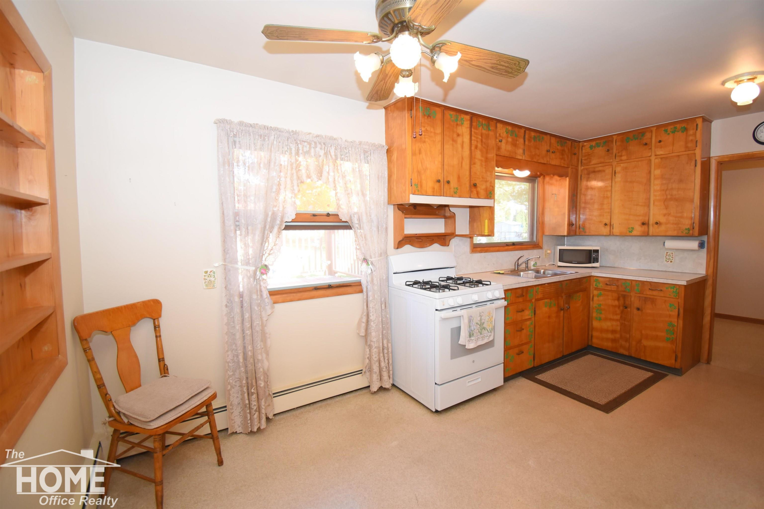 211 E Washington, Durand, MI 48476 — Photo 15