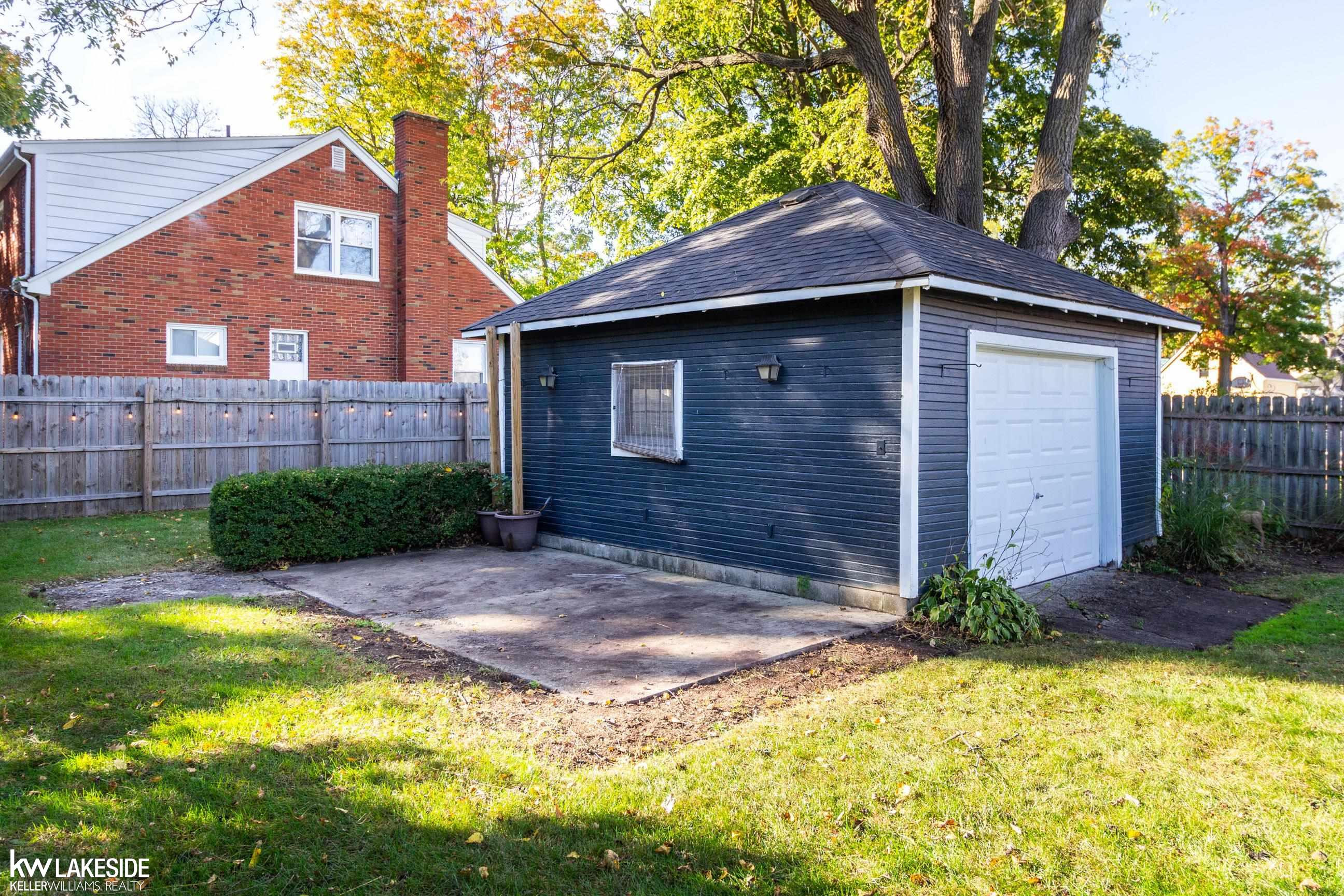 142 S Rawles Street, MI 48065 — Photo 33