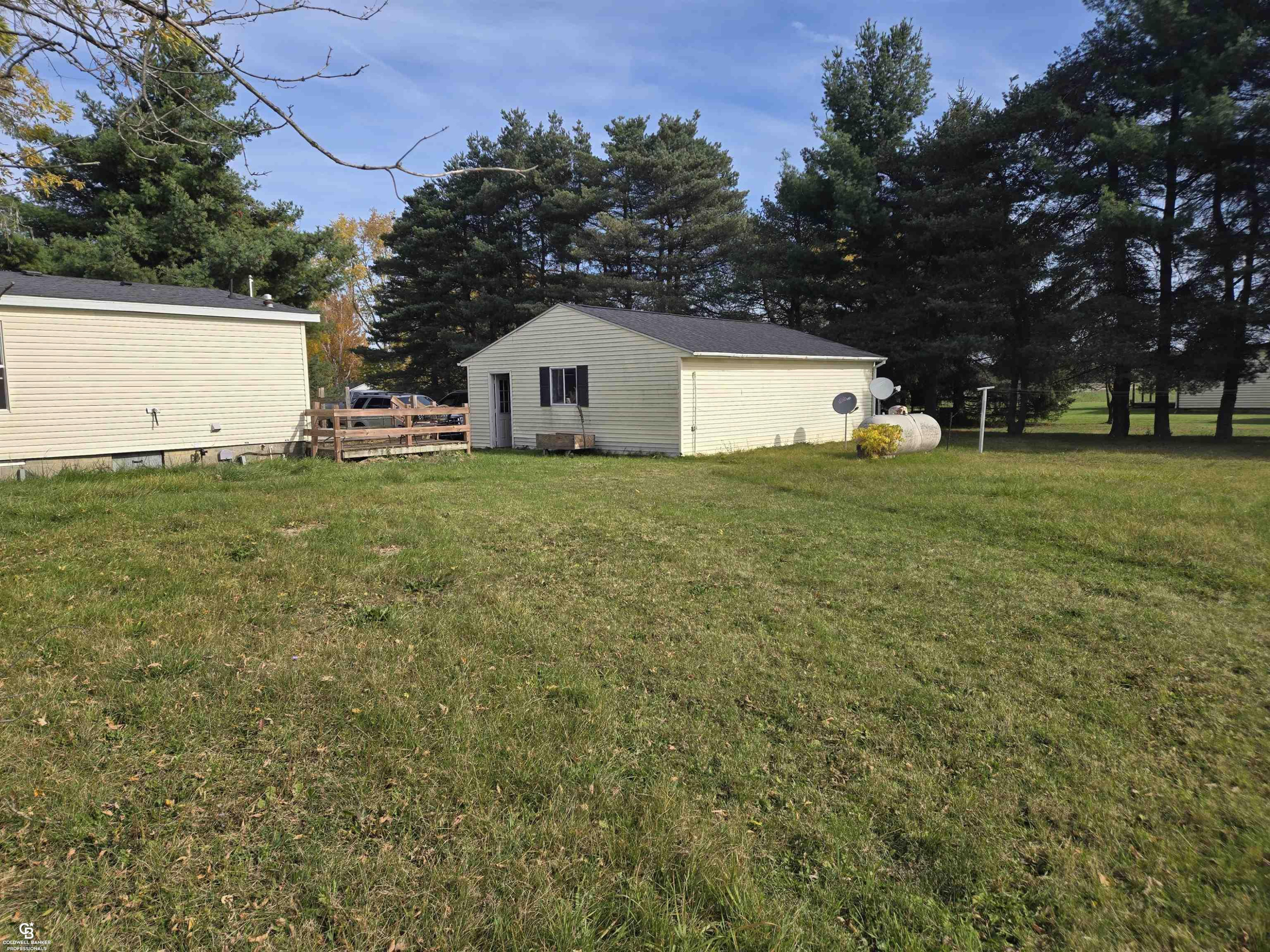 7723 Yale Road, Avoca, MI 48006 — Photo 4