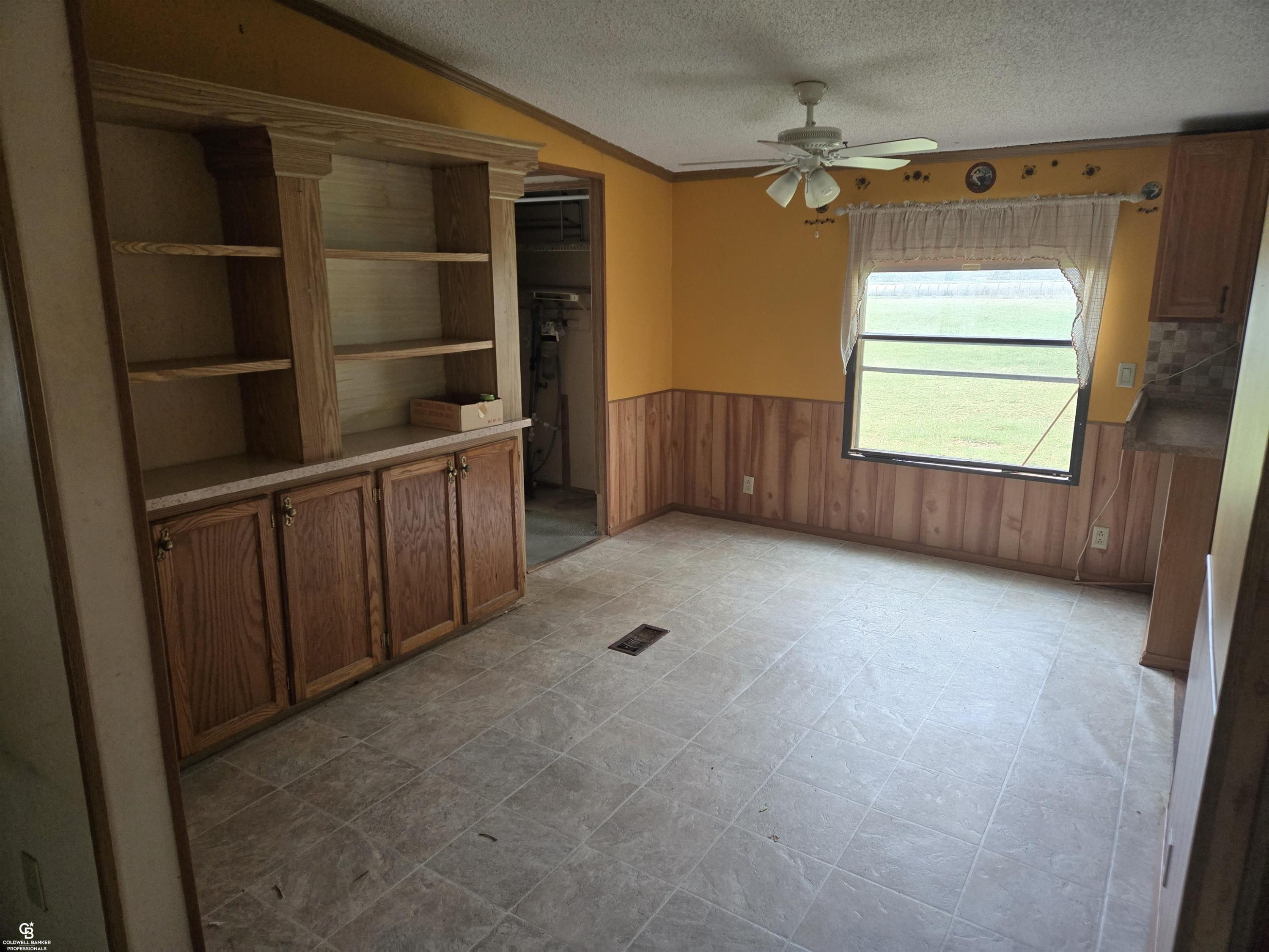 7723 Yale Road, Avoca, MI 48006 — Photo 10