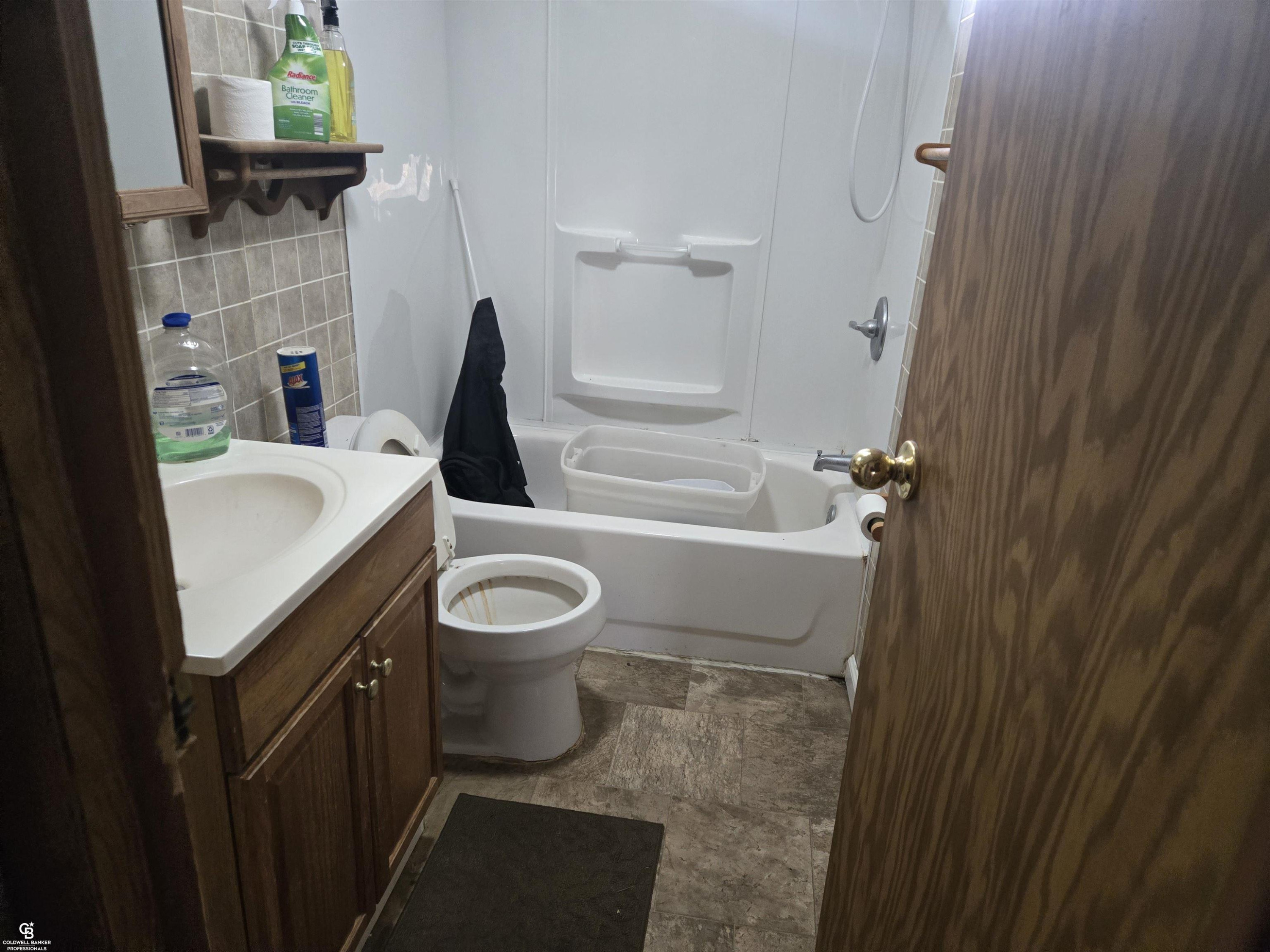 7723 Yale Road, Avoca, MI 48006 — Photo 14