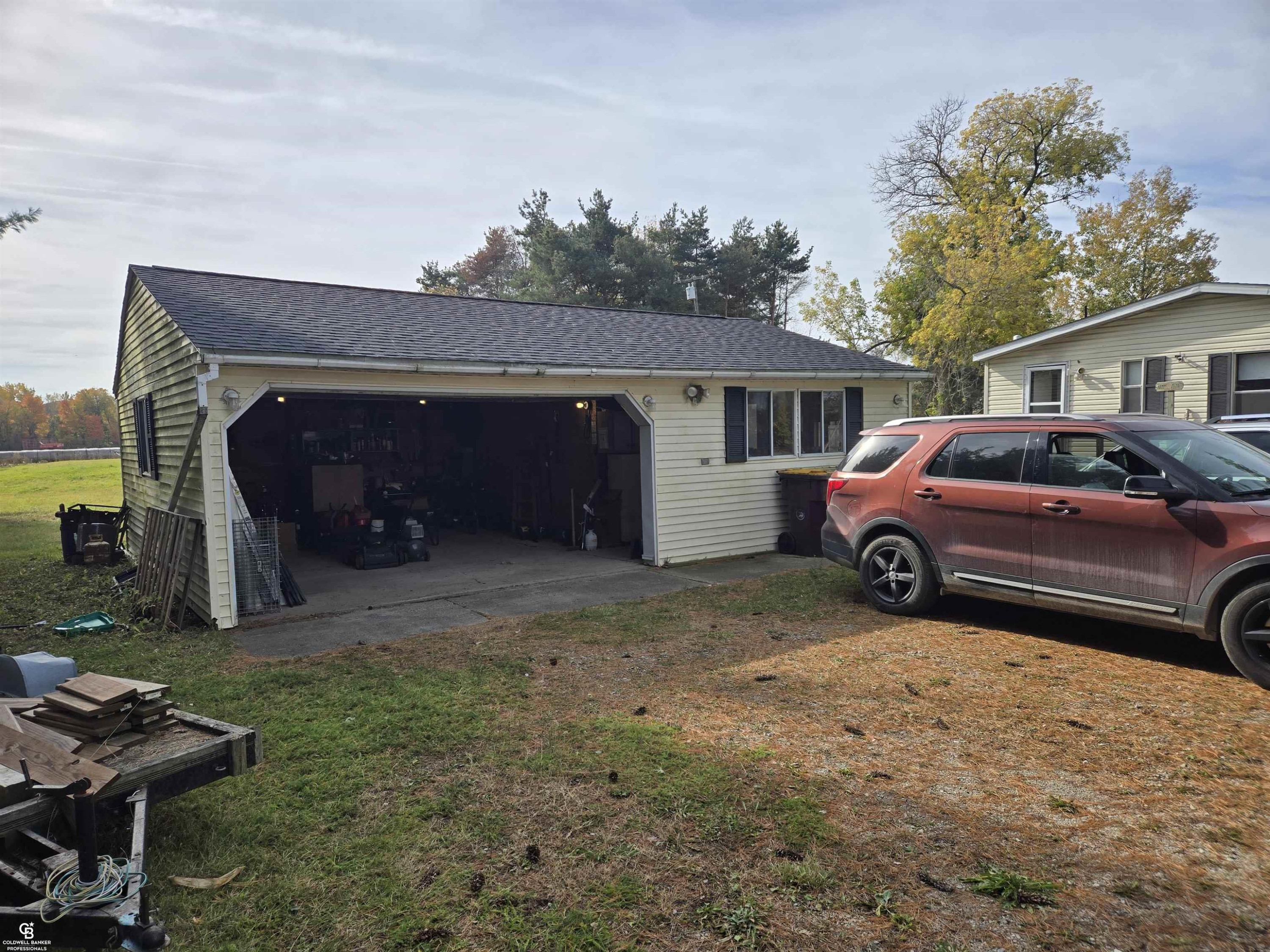 7723 Yale Road, Avoca, MI 48006 — Photo 17