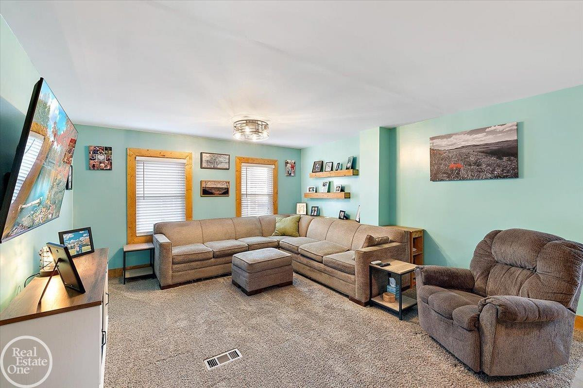 161 W Hollister Street, MI 48065 — Photo 35