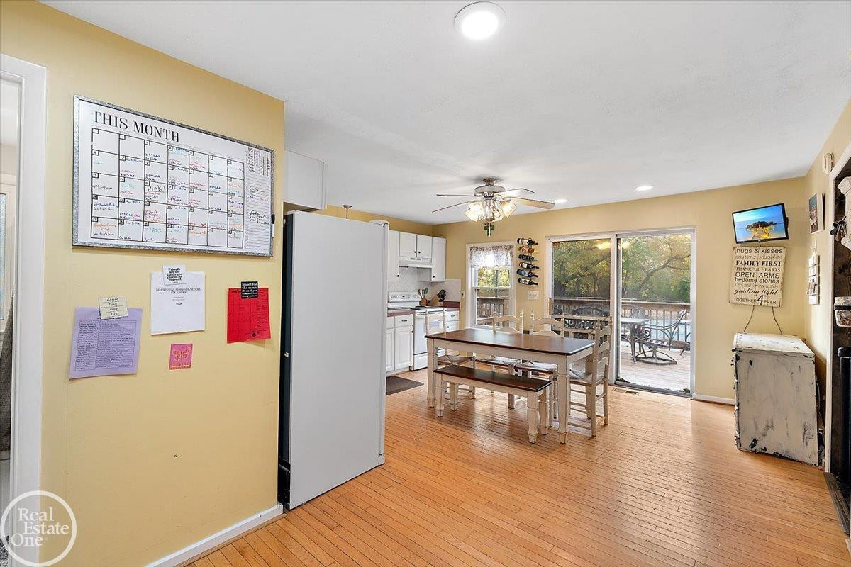161 W Hollister Street, MI 48065 — Photo 38
