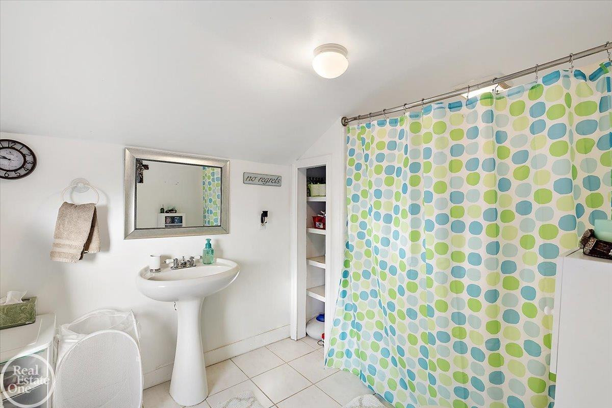 161 W Hollister Street, MI 48065 — Photo 64