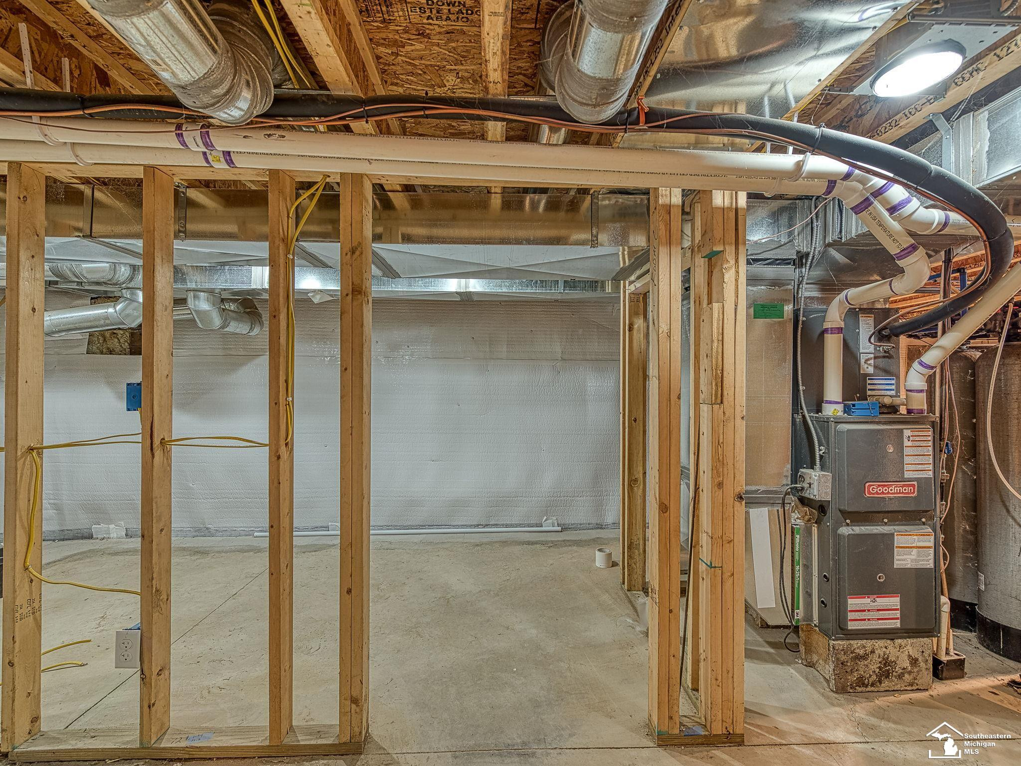 12052 Rome, Manitou Beach, MI 49253 — Photo 31