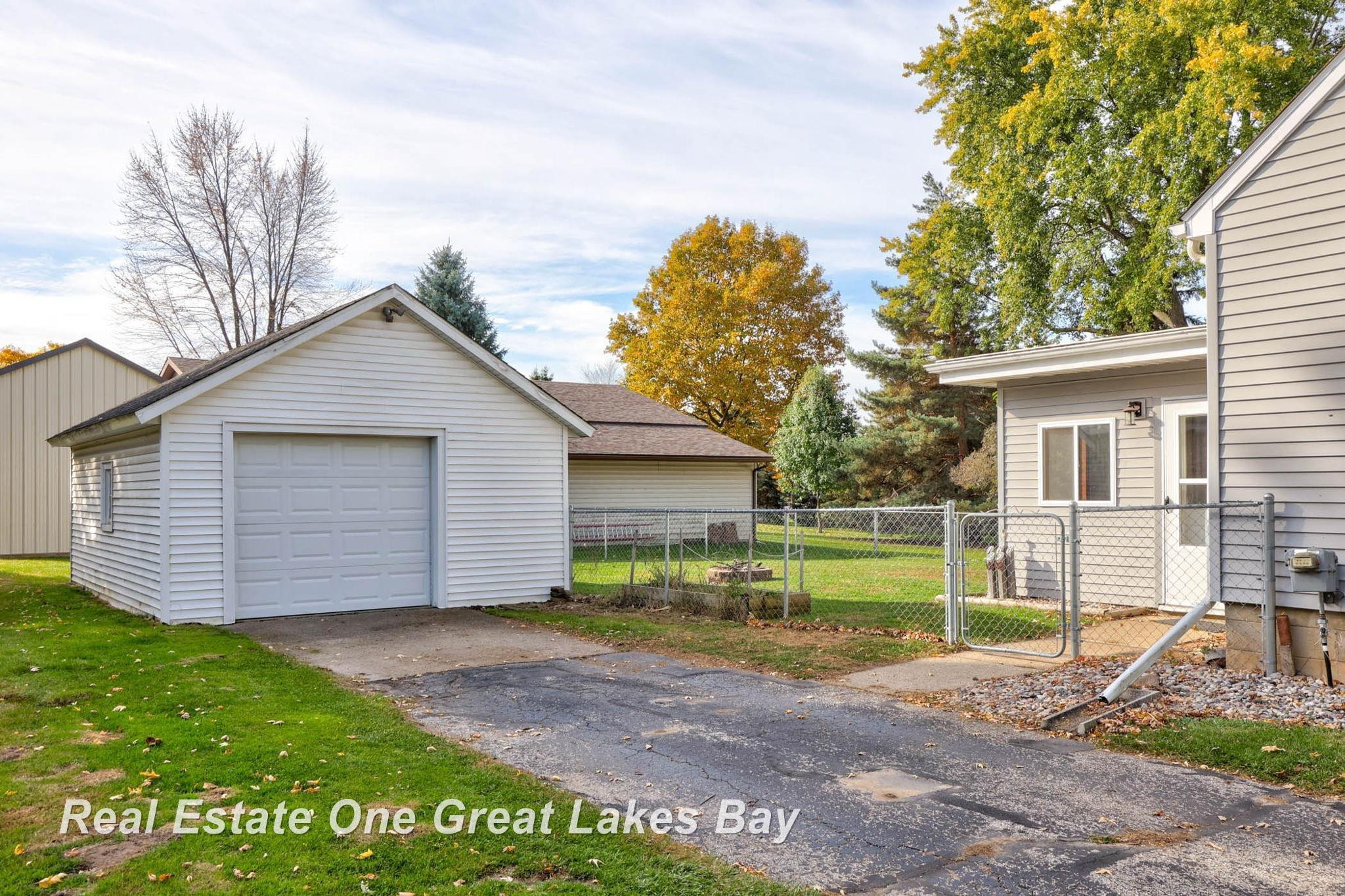 12858 Wadsworth Road, Reese, MI 48757 — Photo 38