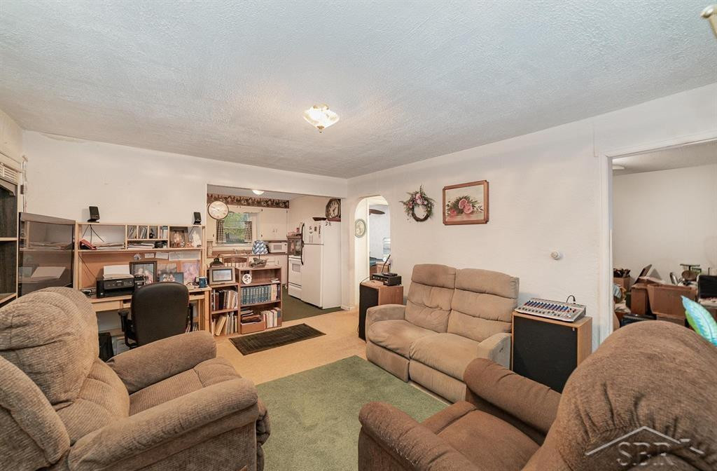303 E Sexton Street, Breckenridge, MI 48615 — Photo 3