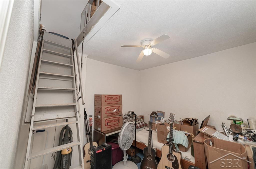 303 E Sexton Street, Breckenridge, MI 48615 — Photo 8
