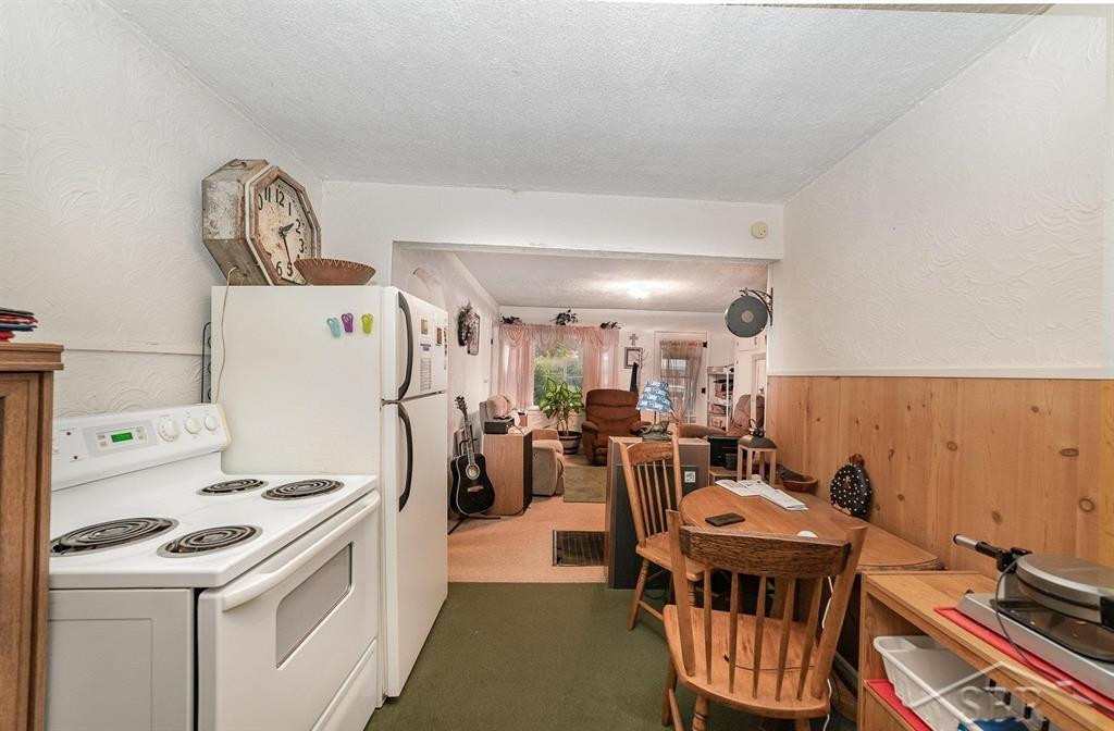 303 E Sexton Street, Breckenridge, MI 48615 — Photo 12