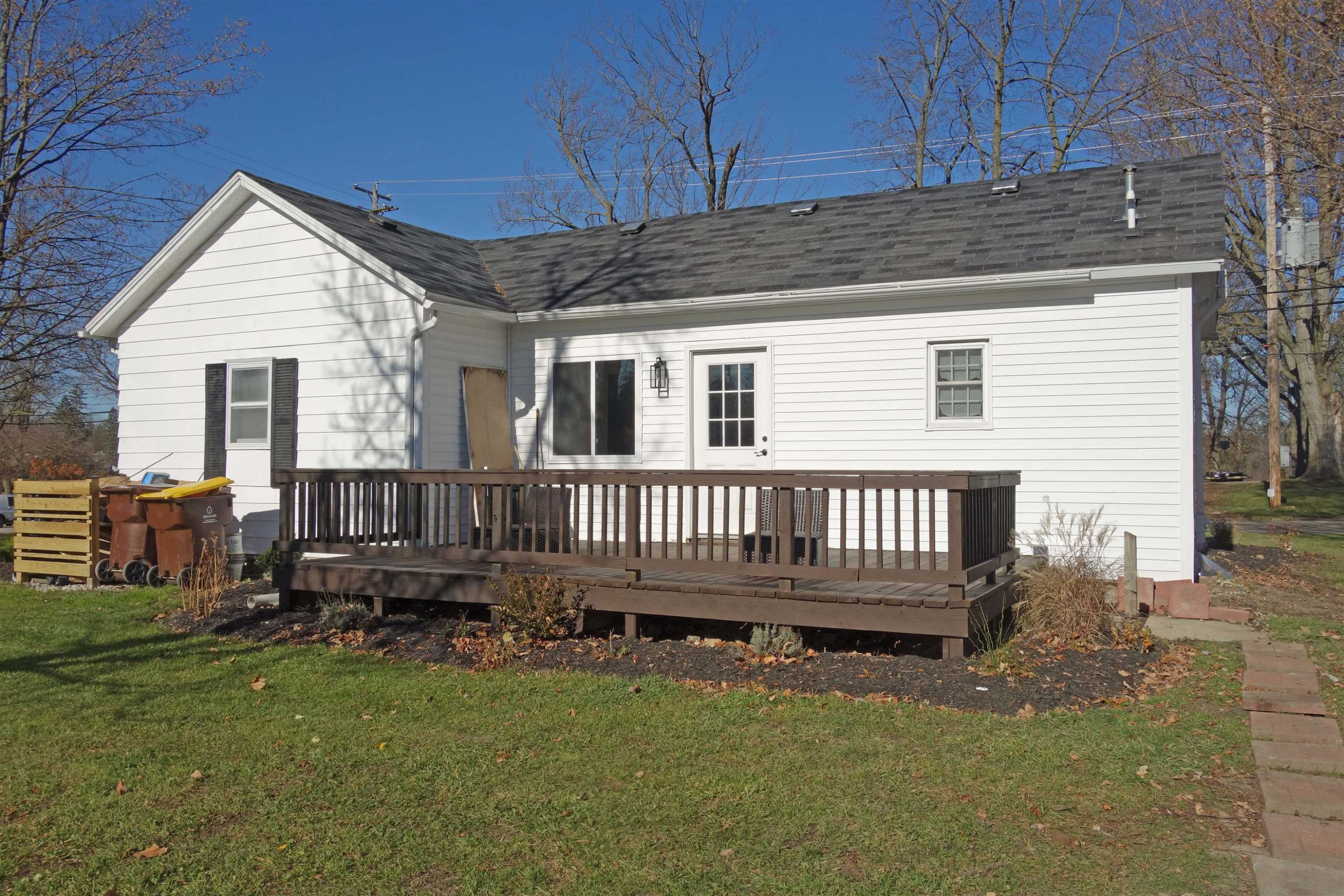 122 N Washington Street, Chesaning, MI 48616 — Photo 38