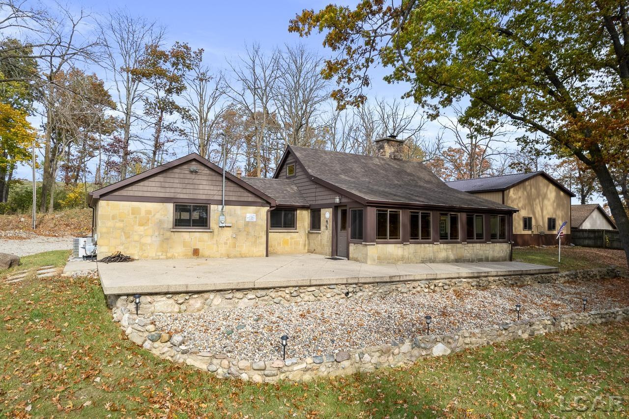 73 The Boulevard, Onsted, MI 49265 — front exterior
