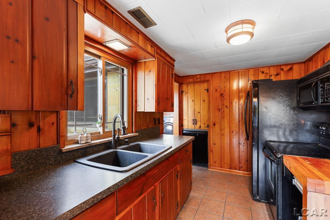 73 The Boulevard, Onsted, MI 49265 — Photo 14
