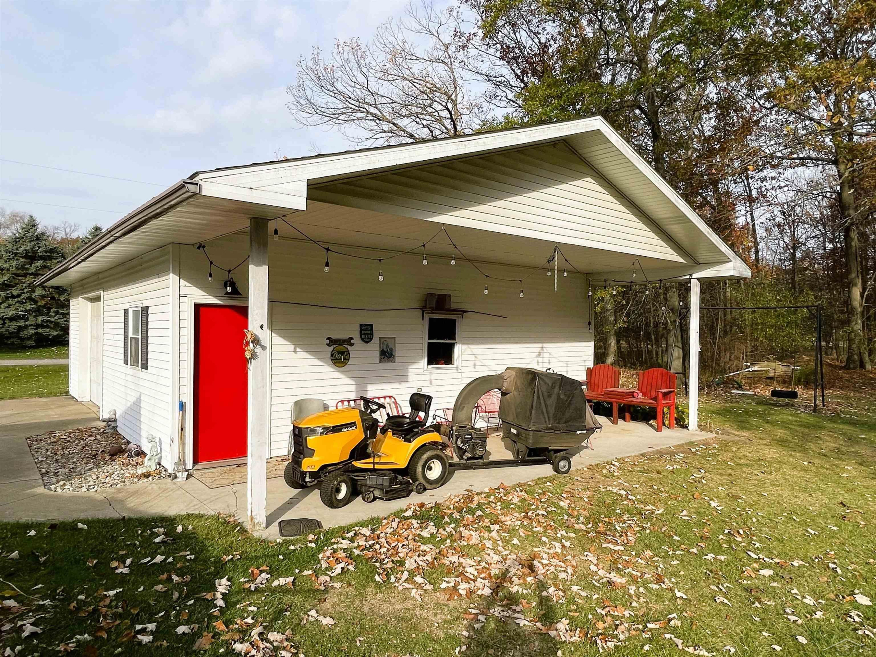 6512 Chesaning Road, Chesaning, MI 48616 — Photo 18