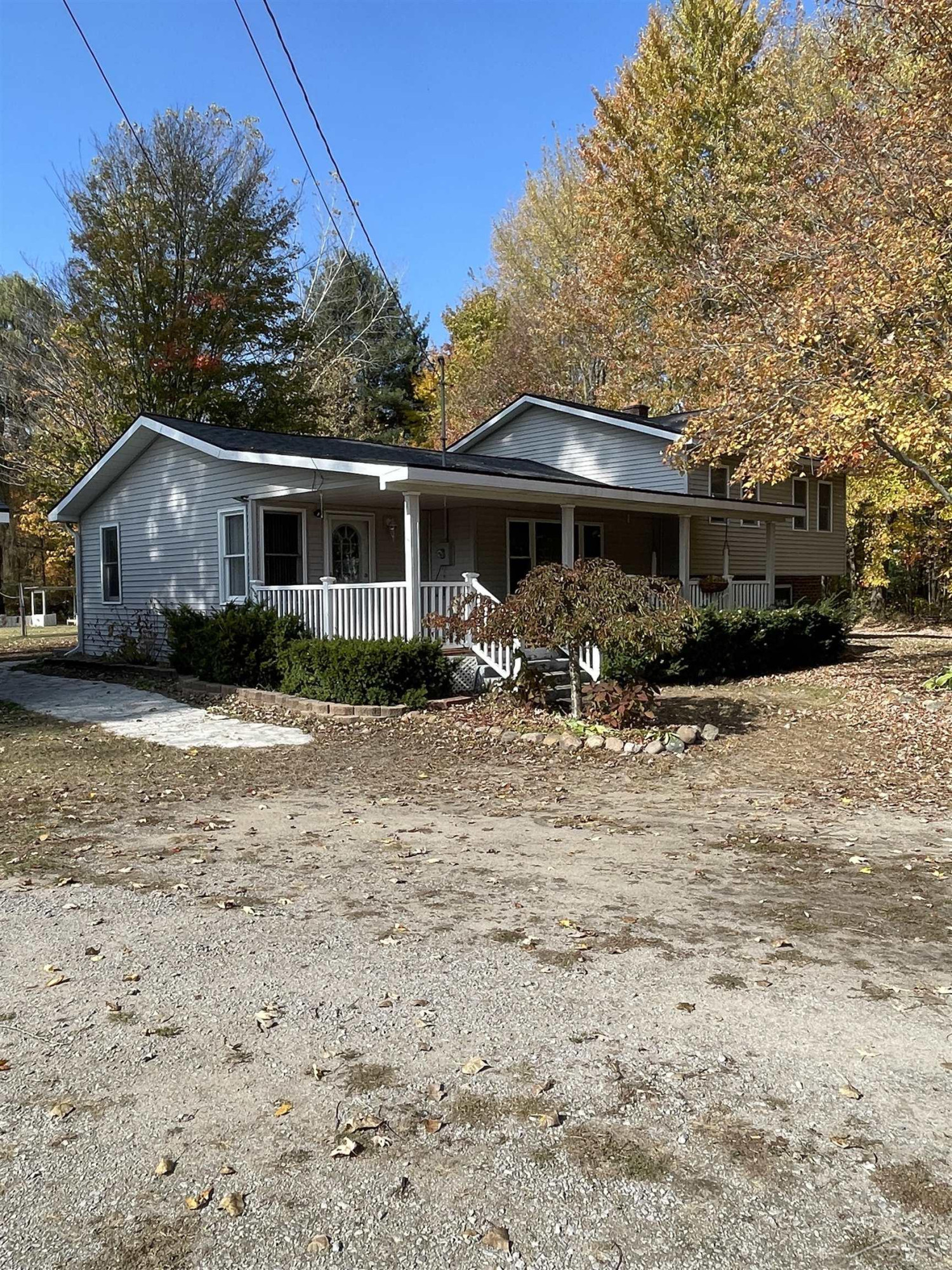 6116 S Graham Road, Saint Charles, MI 48655 — Photo 3