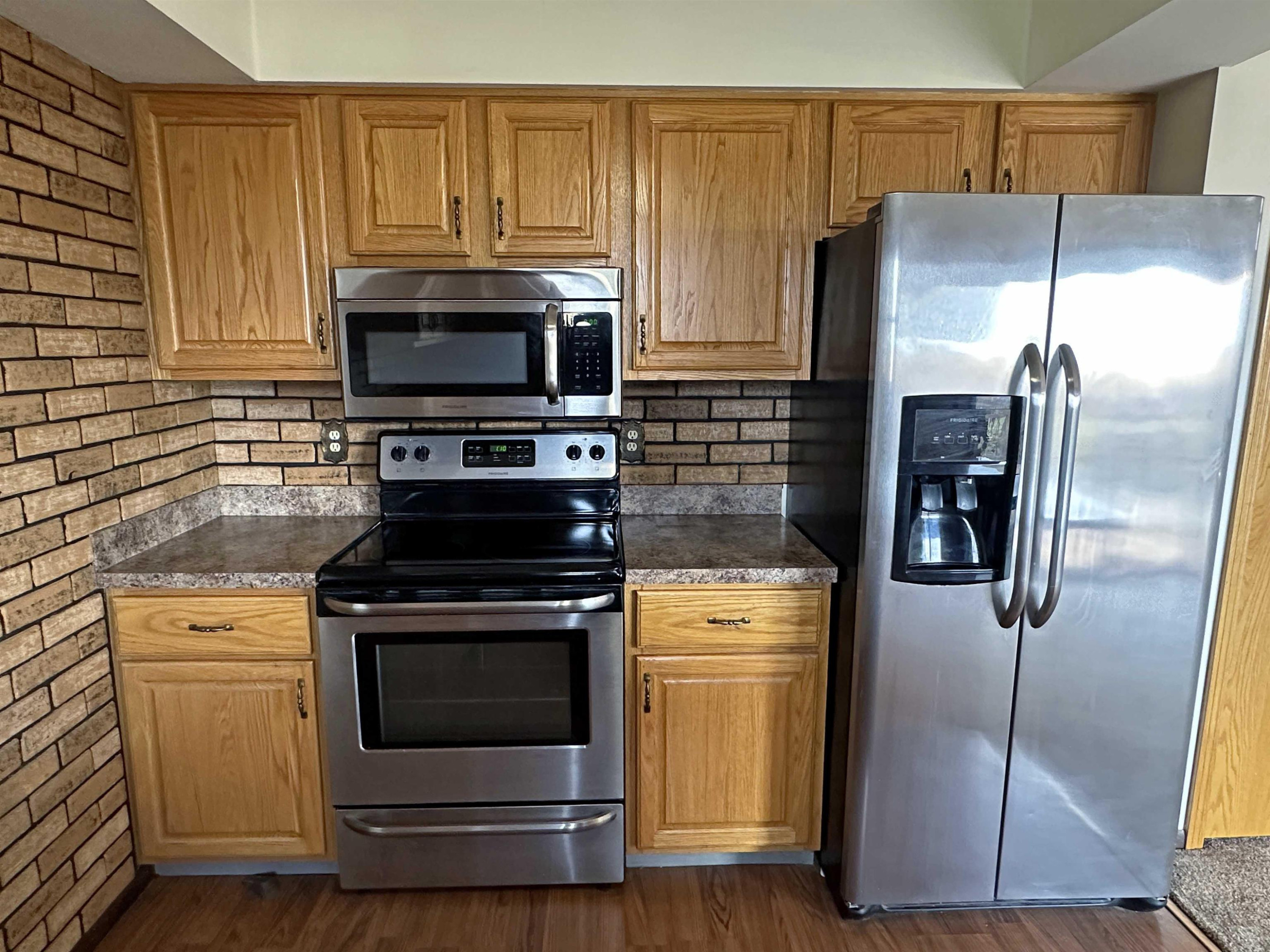 19102 Bueche, New Lothrop, MI 48460 — Photo 16