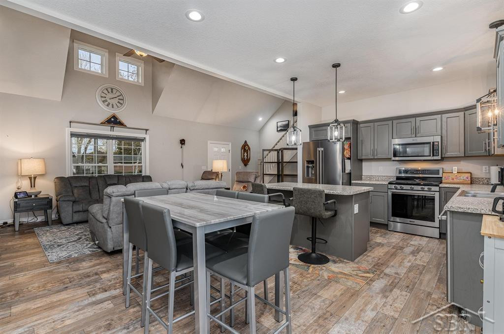 300 Shady Lane, Auburn, MI 48611 — Photo 7