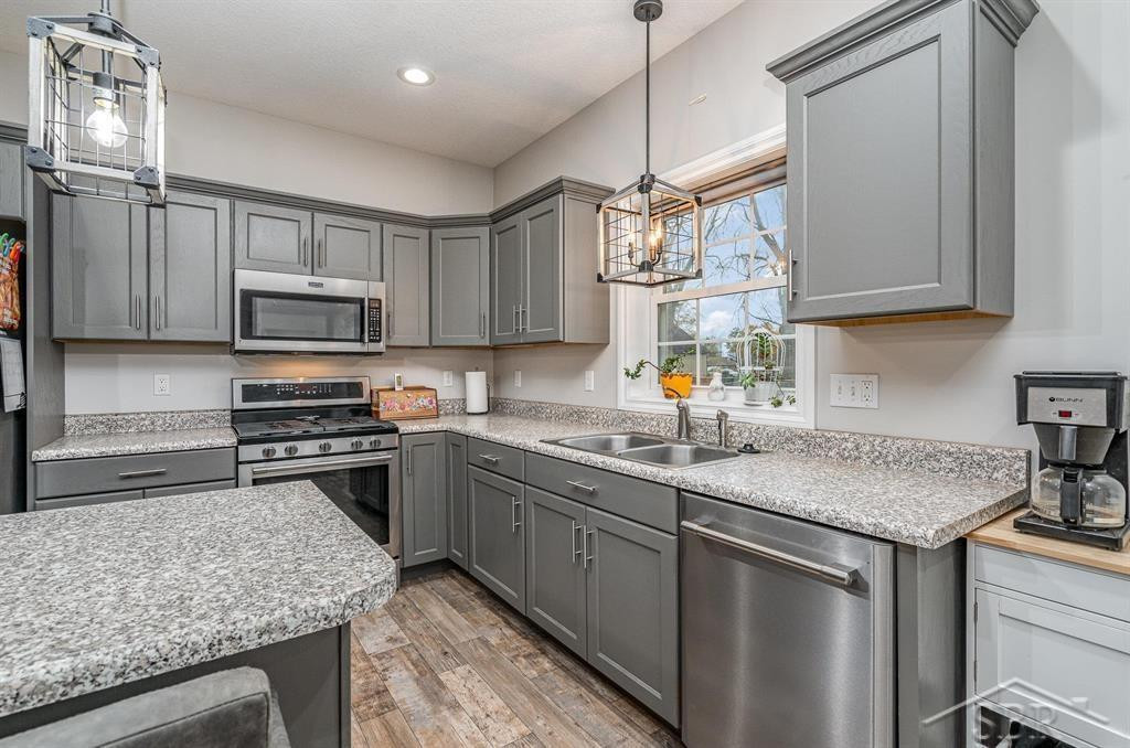 300 Shady Lane, Auburn, MI 48611 — Photo 10