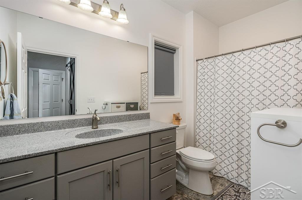 300 Shady Lane, Auburn, MI 48611 — Photo 13