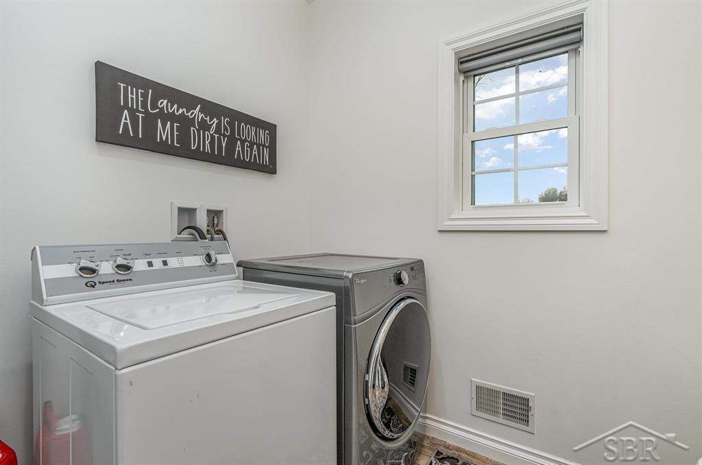 300 Shady Lane, Auburn, MI 48611 — Photo 14