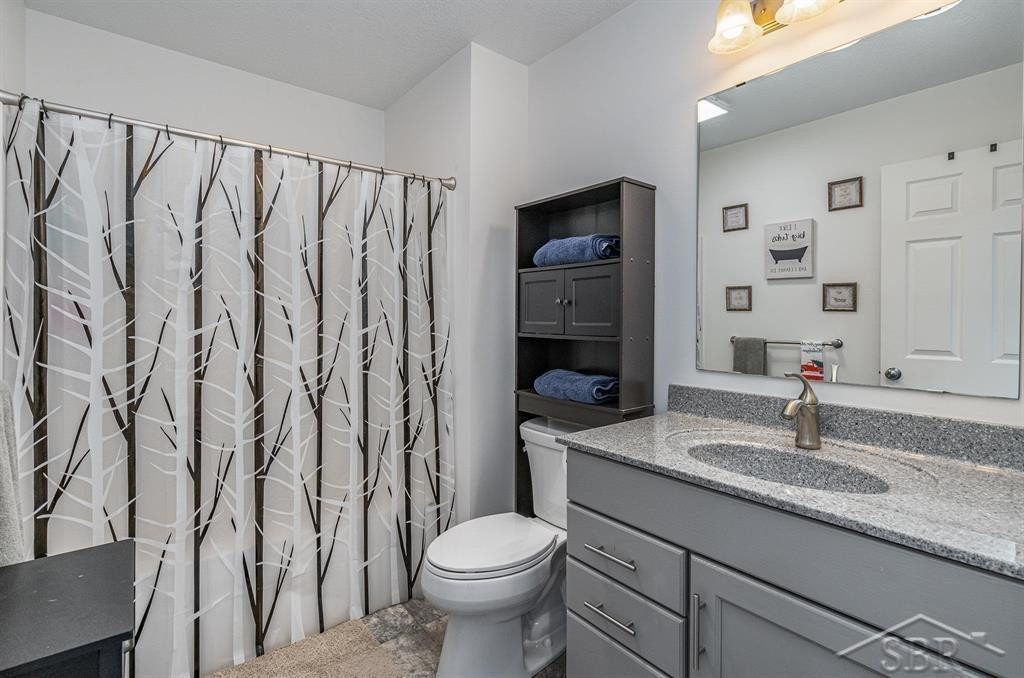 300 Shady Lane, Auburn, MI 48611 — Photo 22