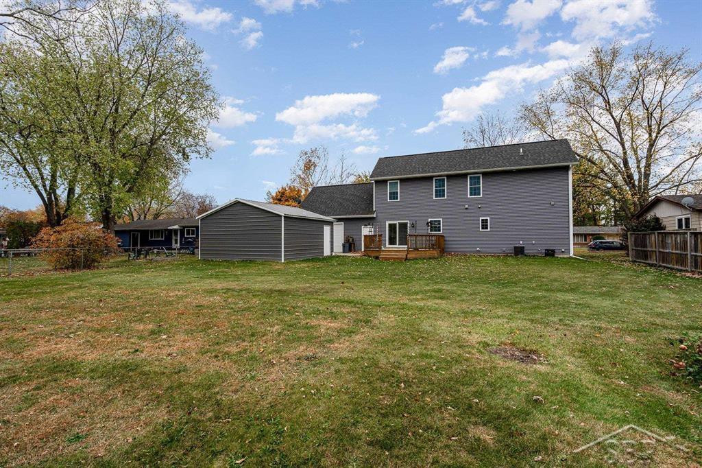 300 Shady Lane, Auburn, MI 48611 — Photo 32