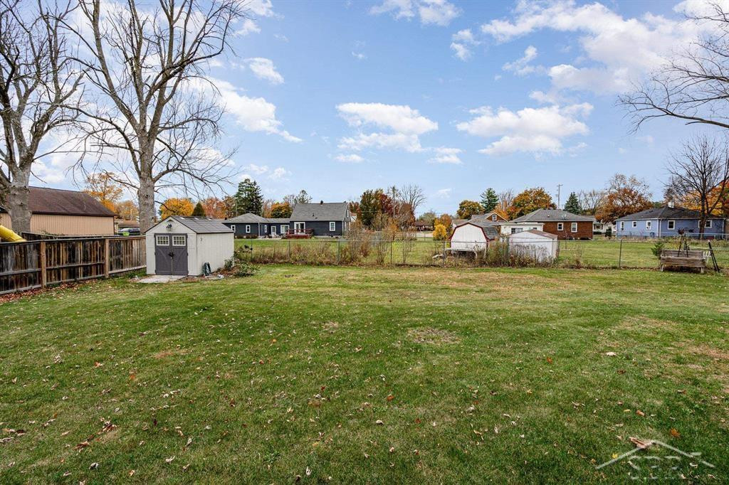 300 Shady Lane, Auburn, MI 48611 — Photo 34