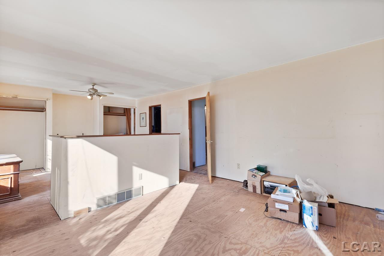 17665 W Pleasant Lake Road, Manchester, MI 48158 — Photo 10