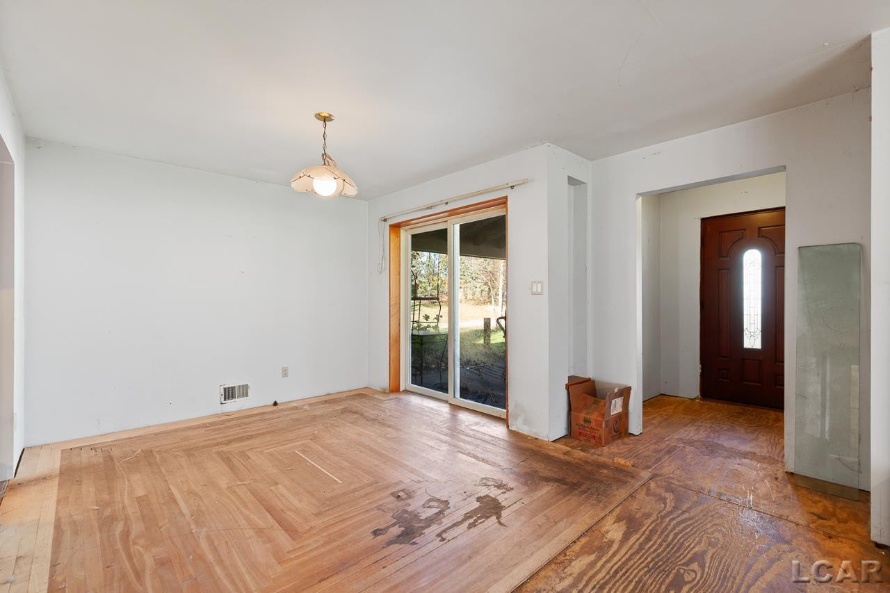 17665 W Pleasant Lake Road, Manchester, MI 48158 — Photo 12
