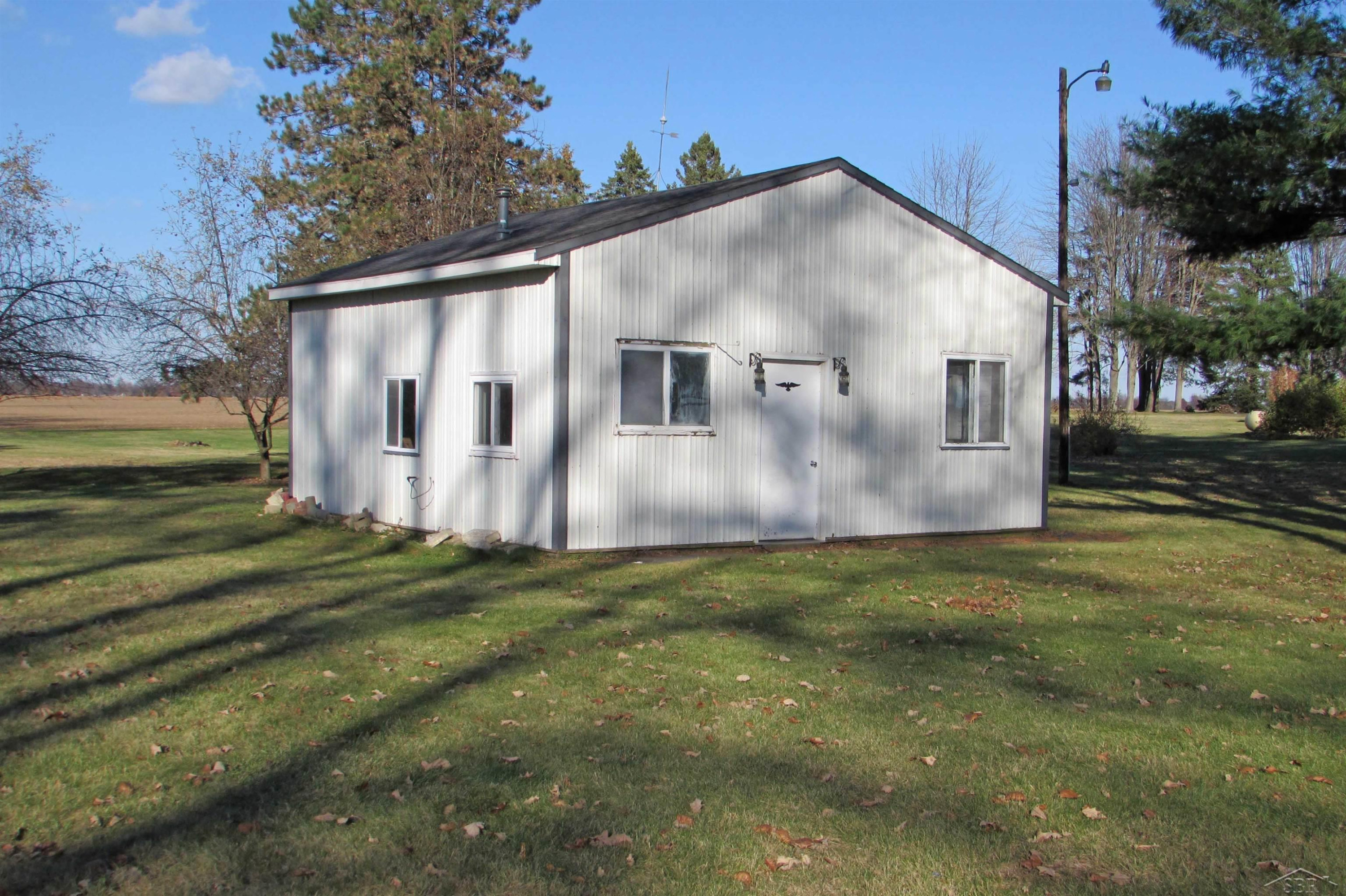 9800 Ferden Road, Chesaning, MI 48616 — Photo 15