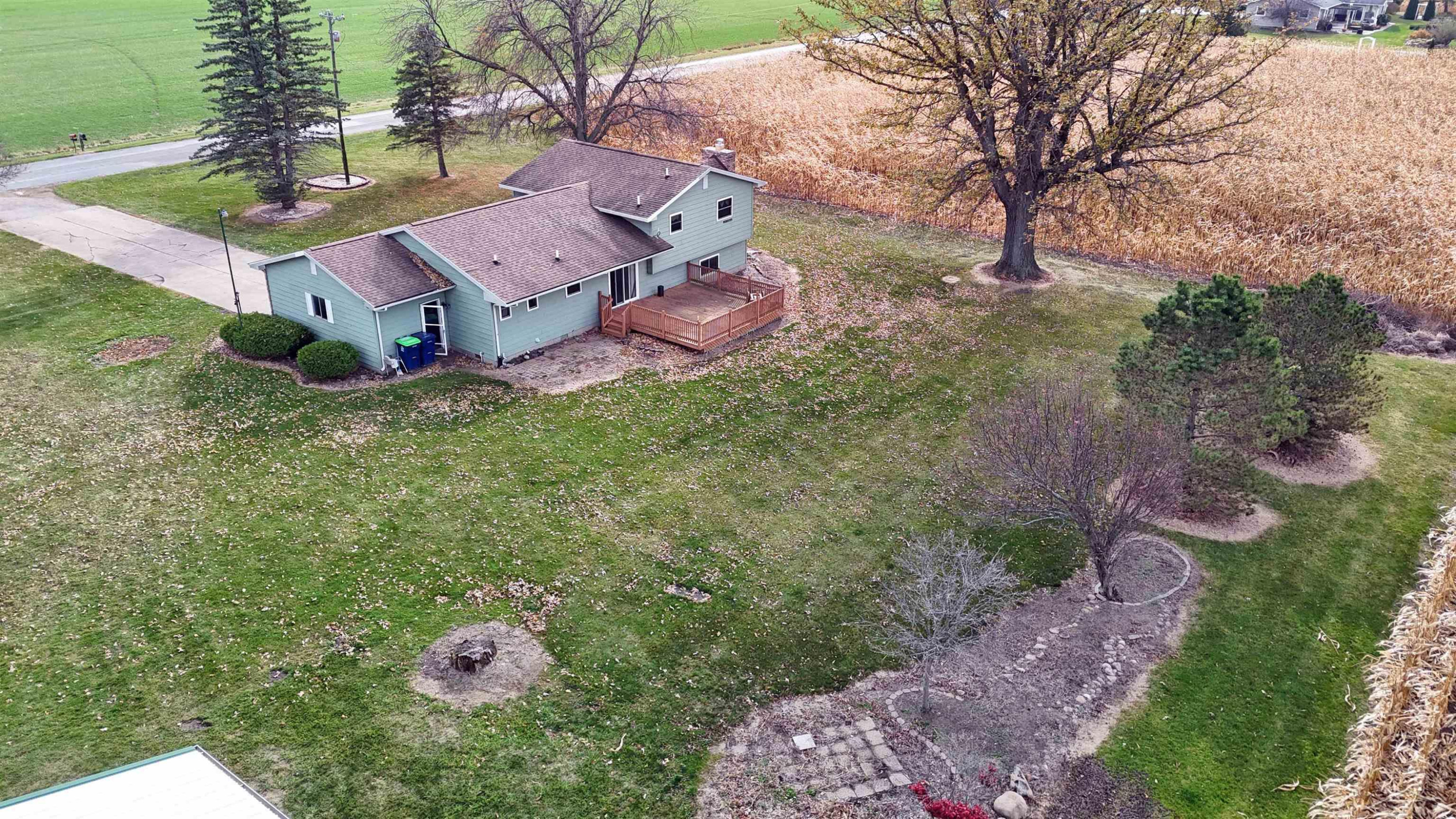 19102 Bueche Road, New Lothrop, MI 48460 — Photo 5
