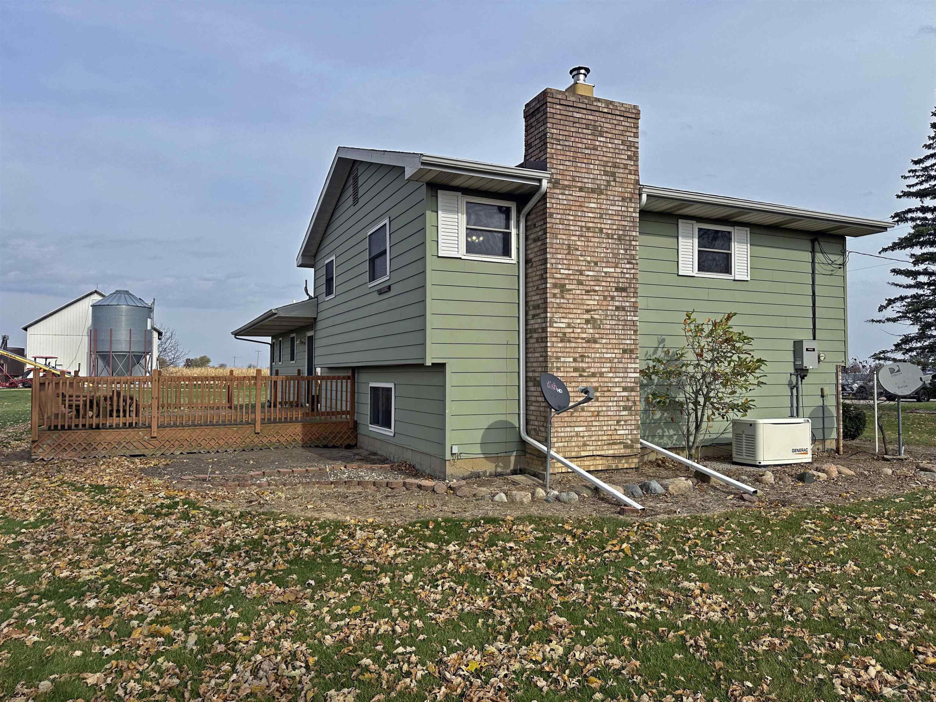 19102 Bueche Road, New Lothrop, MI 48460 — Photo 8