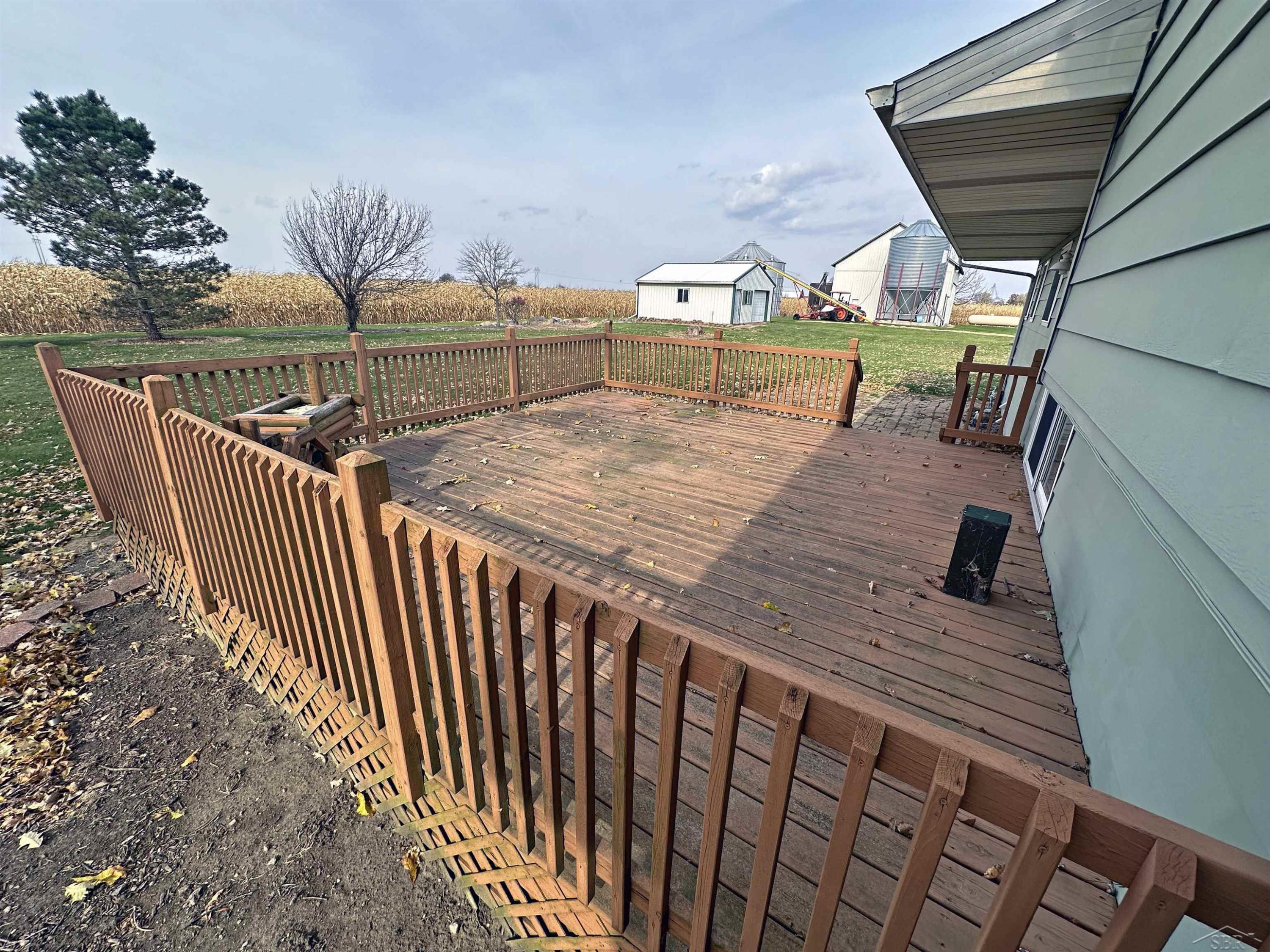 19102 Bueche Road, New Lothrop, MI 48460 — Photo 10