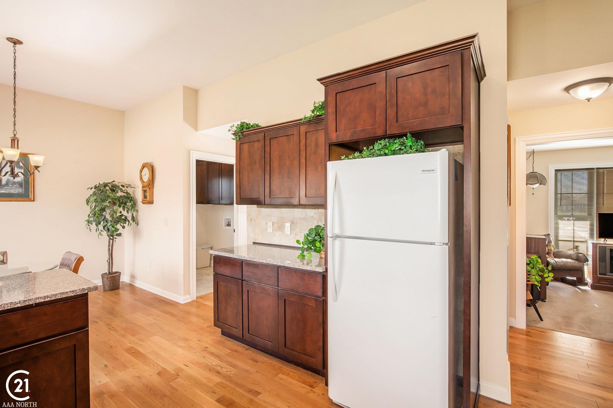 7773 Yorkshire Drive, Almont, MI 48003 — Photo 12