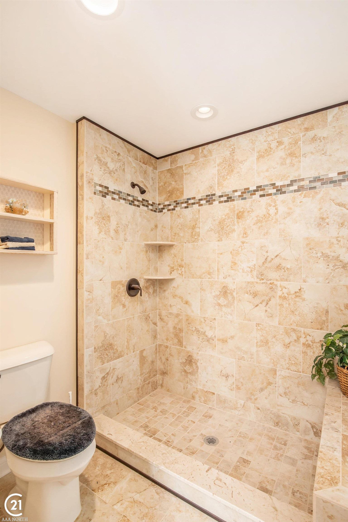 7773 Yorkshire Drive, Almont, MI 48003 — Photo 19