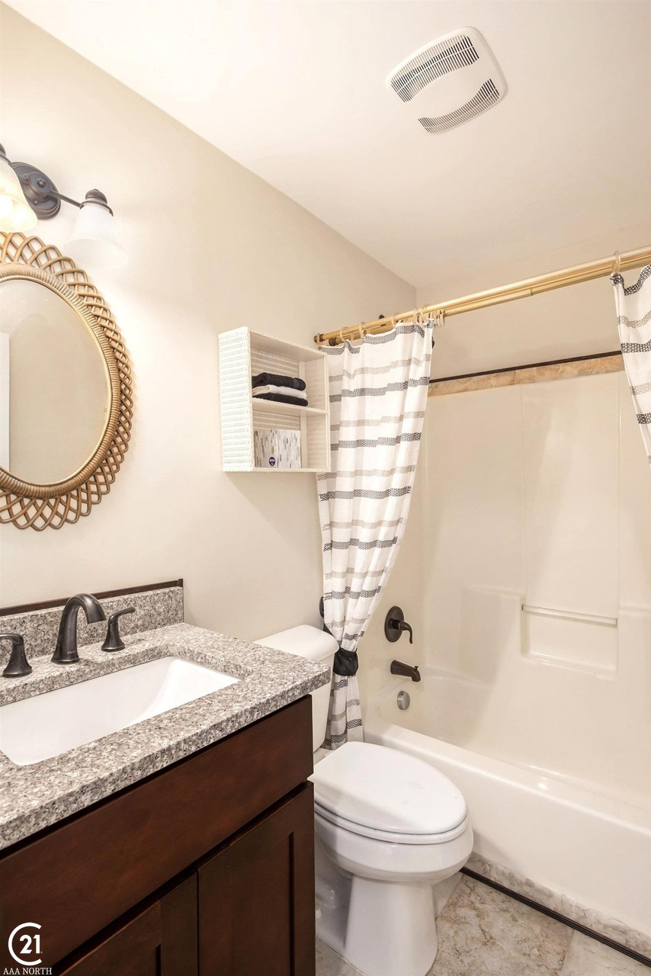 7773 Yorkshire Drive, Almont, MI 48003 — Photo 24