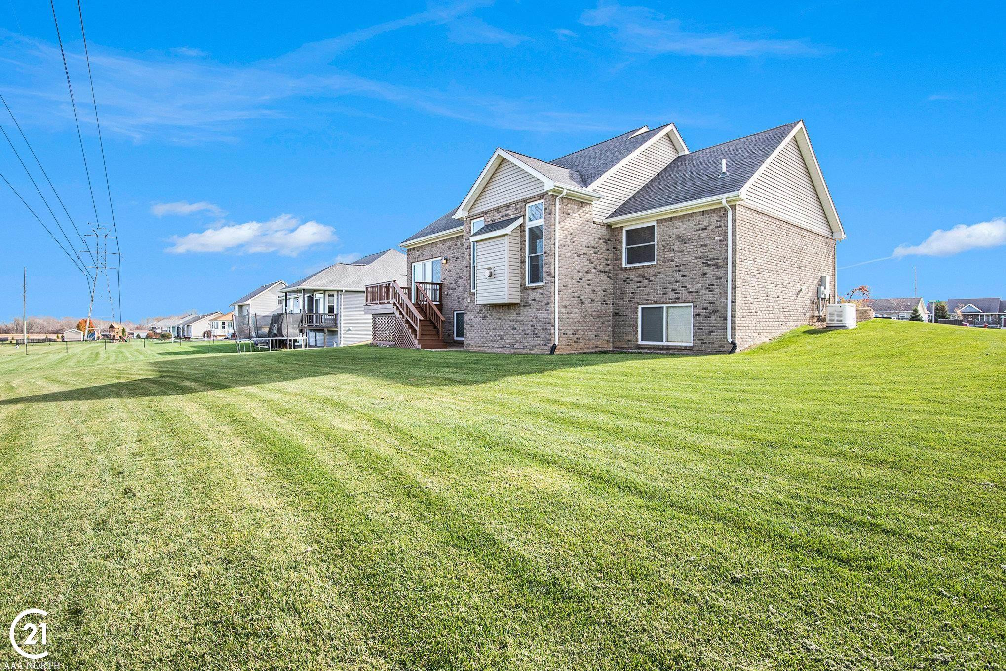 7773 Yorkshire Drive, Almont, MI 48003 — Photo 28
