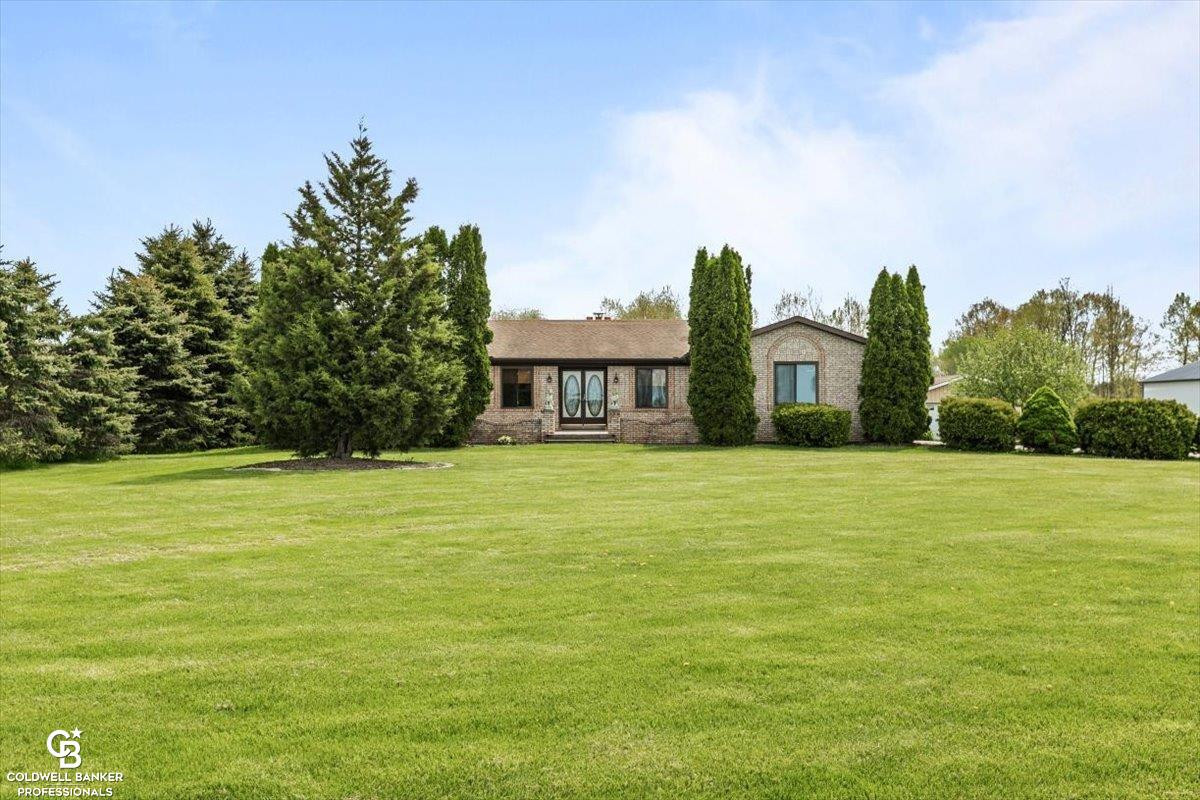 5278 Emmett Road, Emmett, MI 48022 — Photo 2