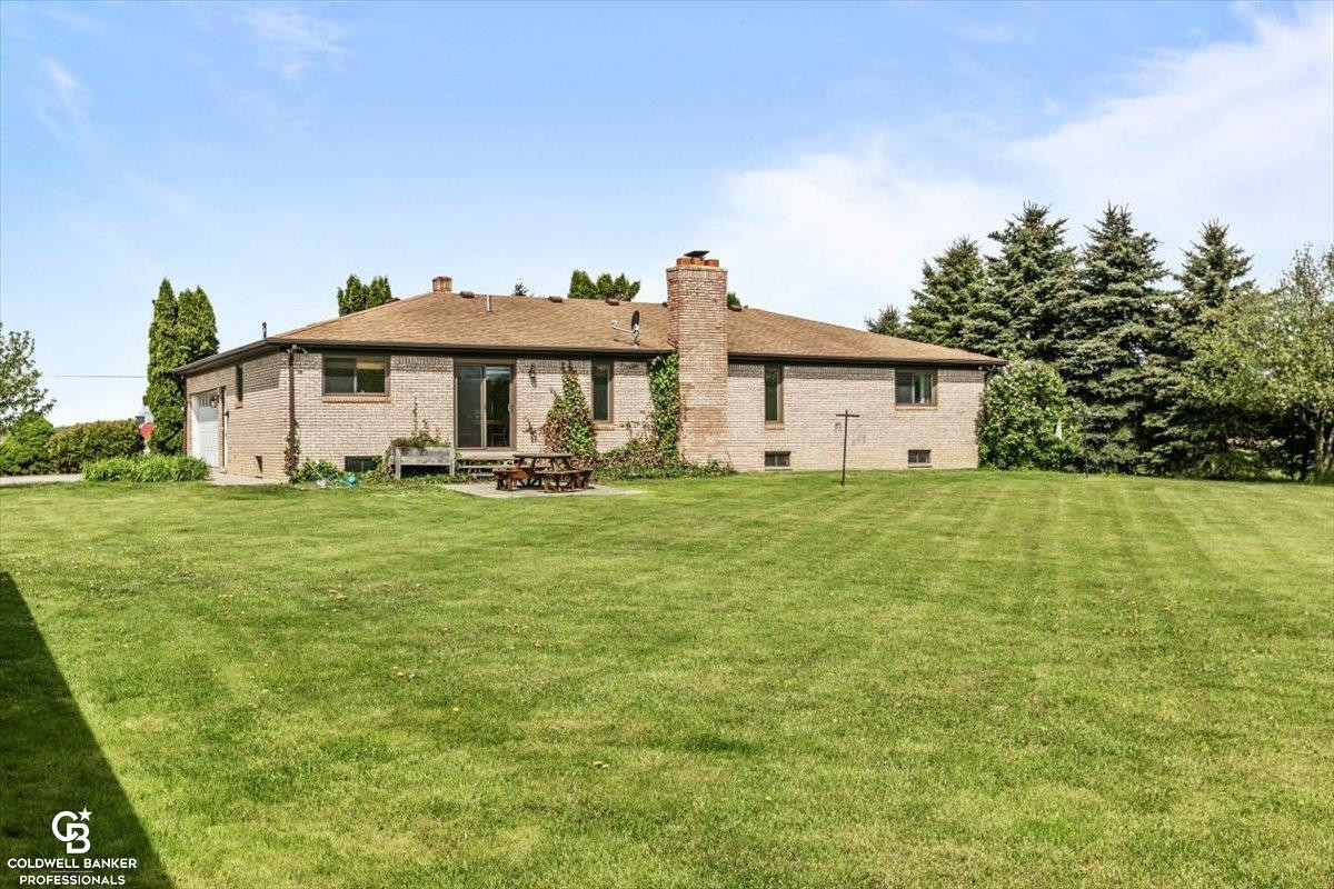 5278 Emmett Road, Emmett, MI 48022 — Photo 5