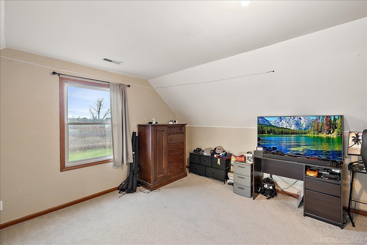 5320 Capac Road, MI 48014 — Photo 32