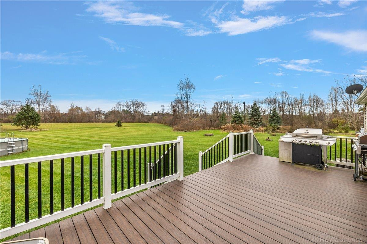 5320 Capac Road, MI 48014 — Photo 43