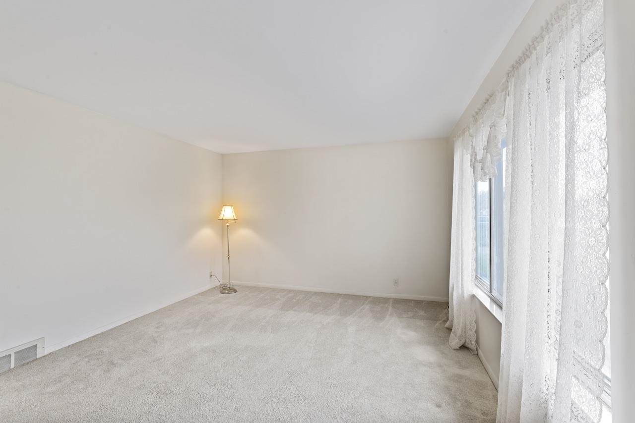 301 Airport, Holly, MI 48442 — Photo 14