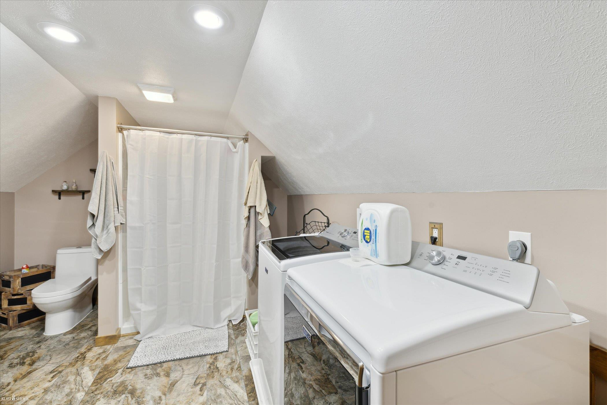 111 E South, Morrice, MI 48857 — Photo 22
