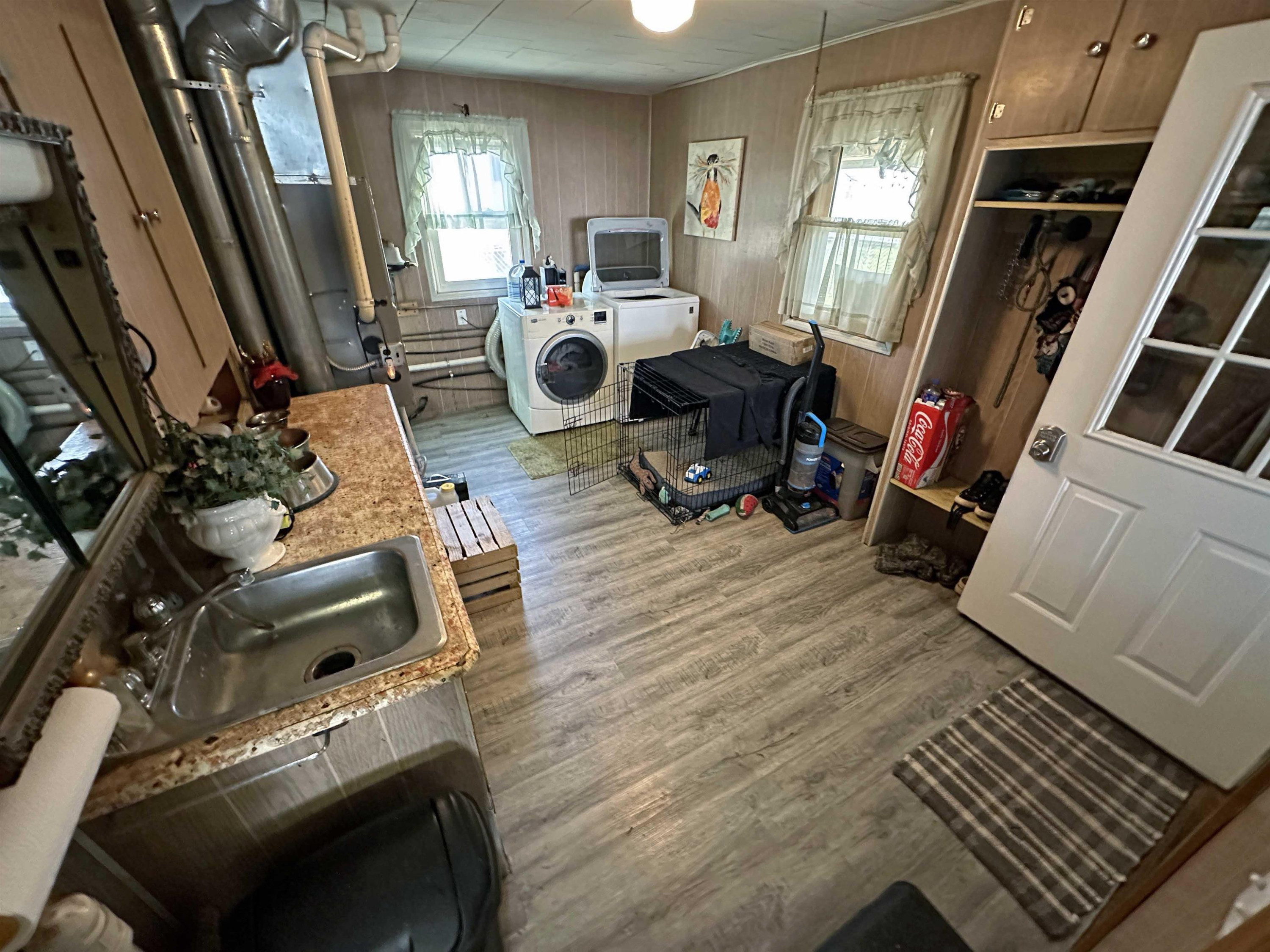 416 Center, Chesaning, MI 48616 — Photo 17