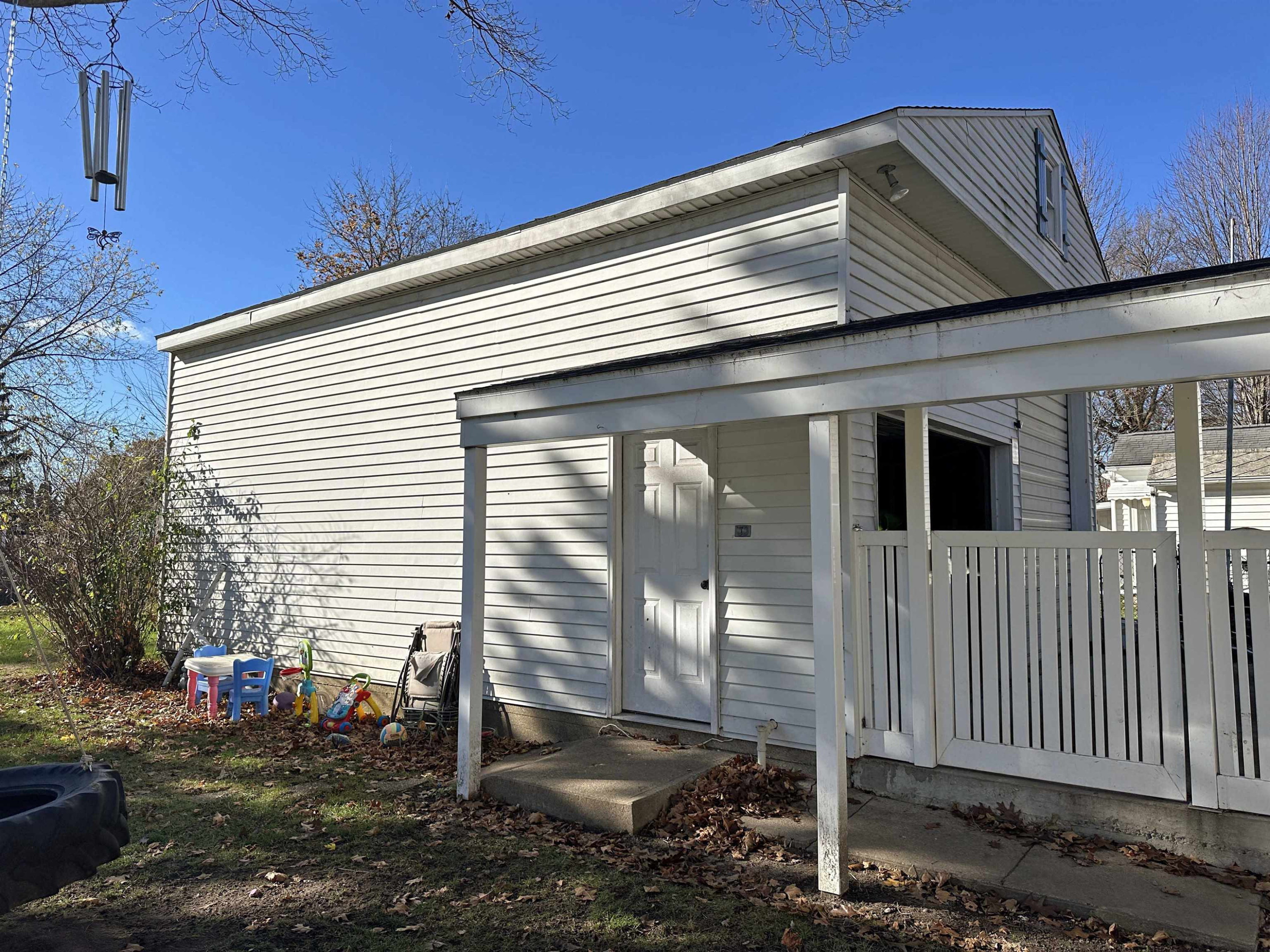 416 Center, Chesaning, MI 48616 — Photo 27
