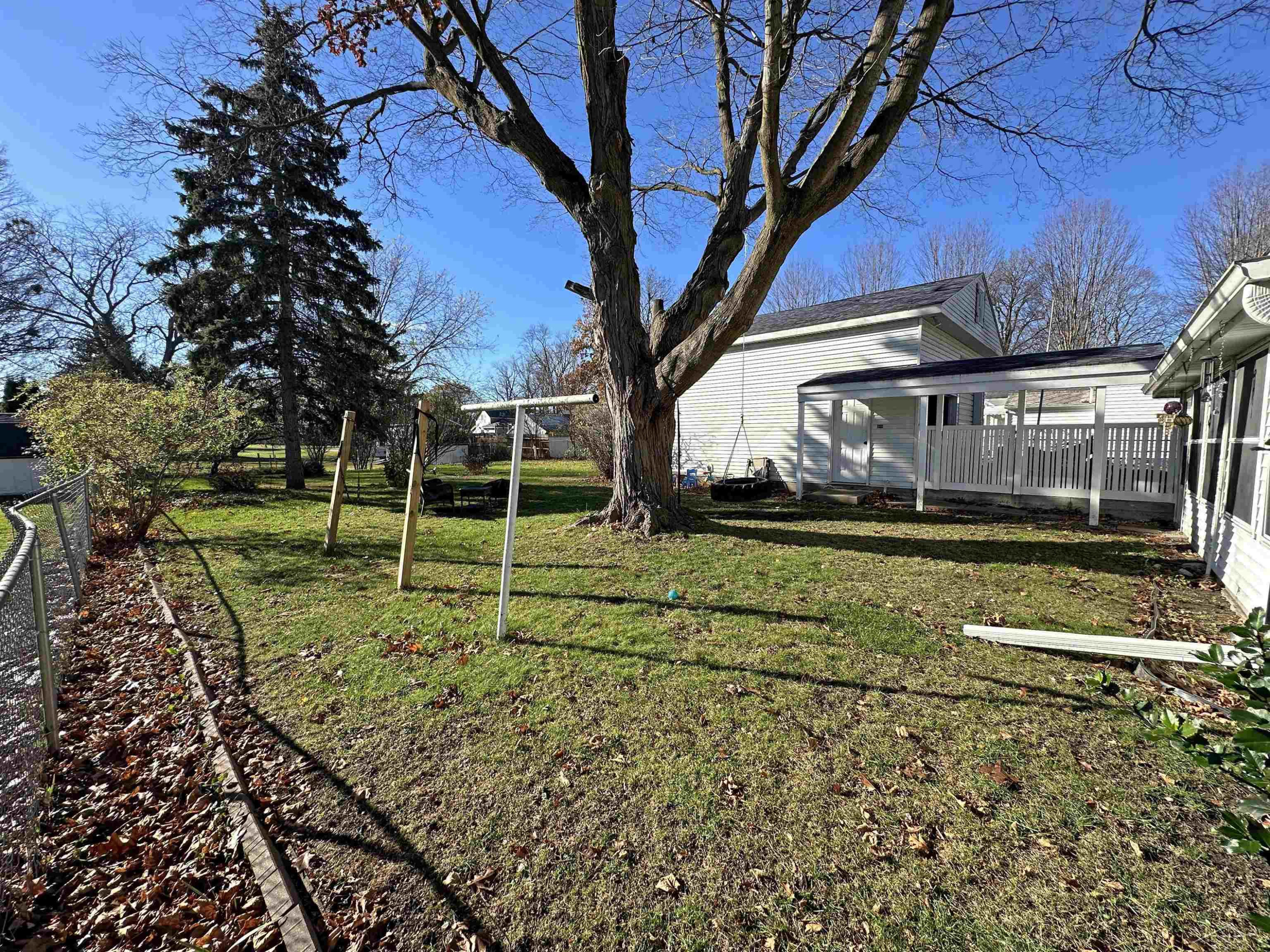 416 Center Street, Chesaning, MI 48616 — Photo 5